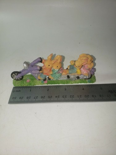 Resin Motorcycle Sports Bike Bunny Easter Rabbits - Picture 2 of 2