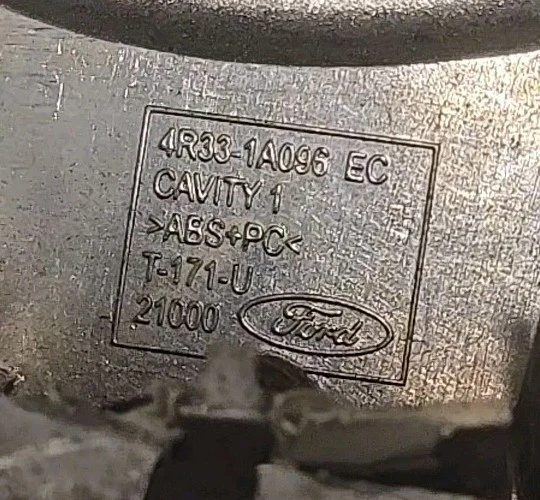 2005-2009 FORD MUSTANG CENTERCAP HUBCAP OEM #4R33-1A096-EC - Image 4 of 4