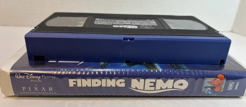 Finding Nemo (VHS, 2003) - Picture 10 of 12