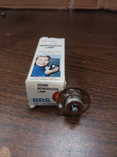 General Electric BRS 4V .75A Sound Exciter Lamp For Bell And Howell / Elmo *NEW - Picture 3 of 6