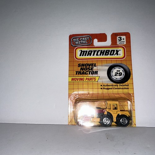 # 29 * SHOVEL NOSE TRACTOR *  MATCHBOX  1/64 DIECAST 1993 MOVING PARTS Vintage - Picture 1 of 6