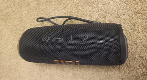 JBL Flip 6 Tragbarer Wasserdichter Bluetooth Lautsprecher - Schwarz - Bild 4 von 8