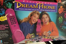 Milton Bradley Electronic Dream Phone Board Game 1991 Missing Guy Cards 