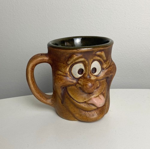 Vintage [ SHAWRAMICS Ceramic Coffee Mug ] Crazy Chris M18 Melbourne Australia