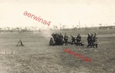 Soldati tedeschi AR. 51 esercizio con obice da campo da 10,5 cm 18 Würzburg...