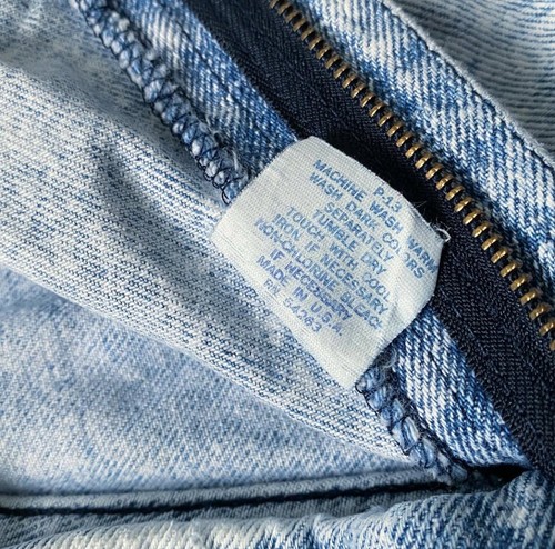 Manhattan Jeans Distressed Pleated Acid Wash Denim Shorts Sz 36 - Picture 12 of 12