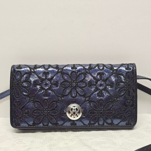 Brighton Valencia Geldbörse Crossbody echt Blumen bestickt marine Leder - Bild 8 von 8