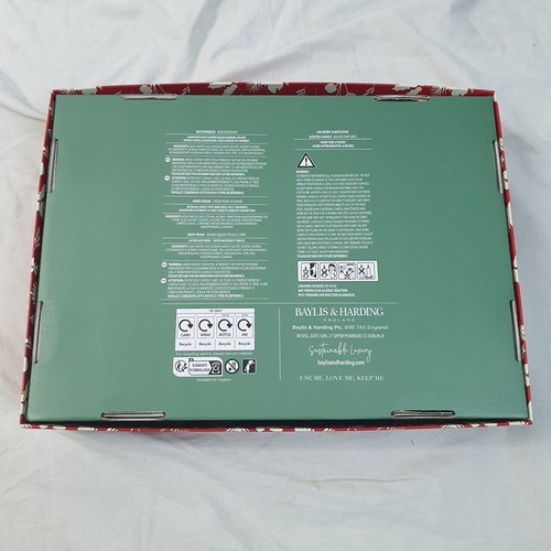 Baylis And Harding Gift Set Spiced Pear Mulberry The Fuzzy Duck Candle - Picture 4 of 12
