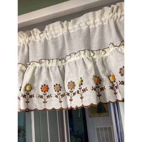Vintage Curtain Valance Ruffles 70’s Flowers Brown Trim Boho Hippie Country - Picture 2 of 4