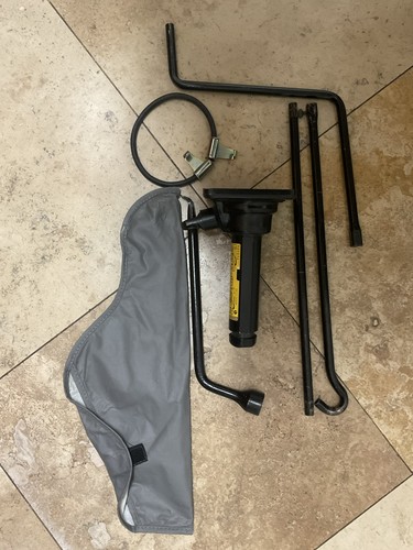 03-04-05-06-07-08-09 Toyota FJ Cruiser Tire Jack Set with Tools OEM - Picture 3 of 8