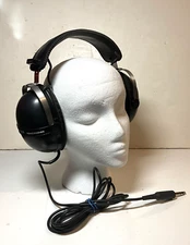 Pioneer SE-205 Wired  Stereo Headphones Clean and Working - FREE SHIPPING