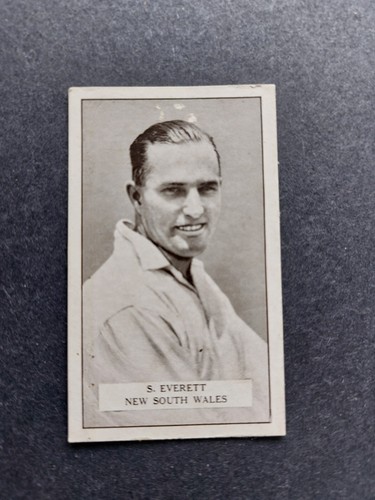 Gallaher Cigarette Card - Famous Cricketers Green Backs - Picture 36 of 37