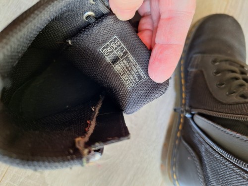 Stivali Doc Dr Martens pettini J combattimento stringati tela cerniera neri ragazzi taglia 1 - Foto 2 di 6