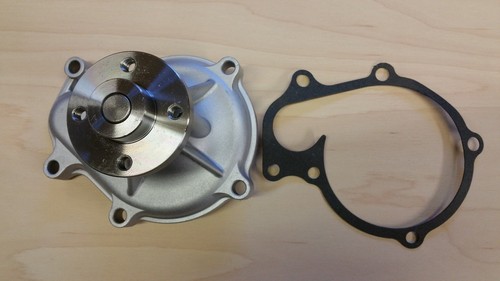 Bobcat Water Pump W Gasket S220 S250 Skid Steer Loader Kubota V3300 - Picture 3 of 3