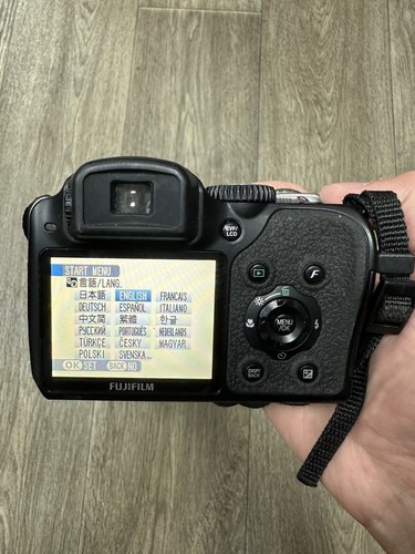Fujifilm Finepix S8000fd 8mp Digital Camera *READ* - Picture 6 of 10