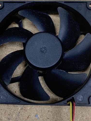 SUNON EE92251S3-D020-C99 Delll PN: X755M A01 12V 9025 3-pin DC fan - Picture 6 of 7