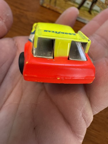 Vintage MATTEL HOT WHEELS CAMARO WIND CAL CUSTOM CAR GOODYEAR Hotwheels - Picture 8 of 19