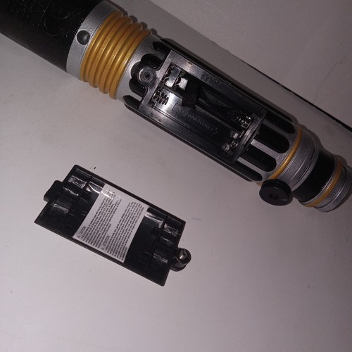 Hasbro Mace Windu Purple Lightsaber Lights And Sounds 2010 - Picture 9 of 9