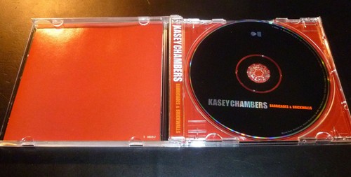 (2) KASEY CHAMBERS CD Lot "Barricades & Brickwalls"+"The Captain" GREAT SHAPE - Picture 6 of 11