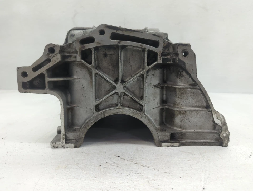 Pan de aceite del motor Mitsubishi Eclipse 1995-1999 GZ2E8 Foto 3 de 4