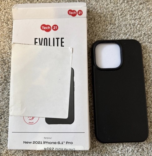 3X iPhone 13 Pro Cases- Spigen Liquid Air, Tech 21 Evolite, Zagg MagSafe - Picture 4 of 7