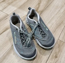 columbia trail runner waterproof hiking shoes ultralight techlite womens 8