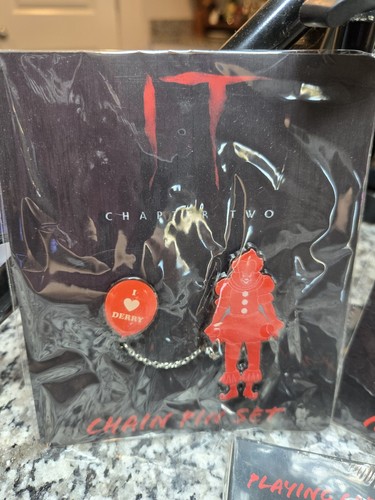 IT Chapter 2 Authentic Gift Set - Playing Cards Pin And Patch Clown Derry - Picture 4 of 4