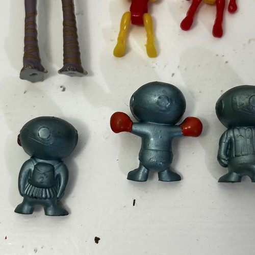 (16) Lotto giocattoli action figure vintage micro mini vending alien star wars vader - Foto 16 di 19