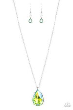 Paparazzi  Illustrious Icon GREEN  IRIDESCENT Necklace   NEW RELEASE 2022  