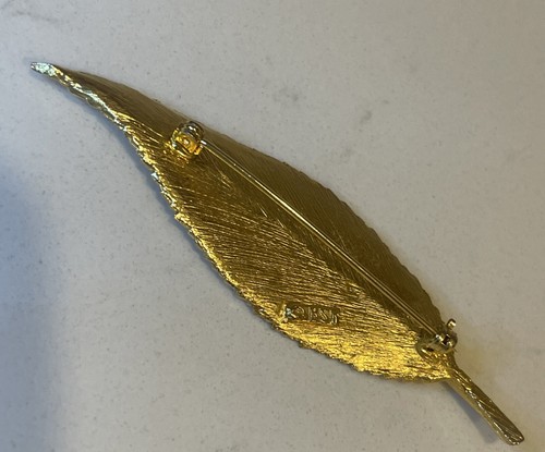Vintage BSK Leaf Brooch Brushed Gold Tone Shimmer Vine Textured Couture 3.5" - Picture 8 of 13