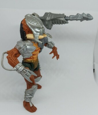 Kenner Predator Action Figure Cracked Tusk Ultimate Alien