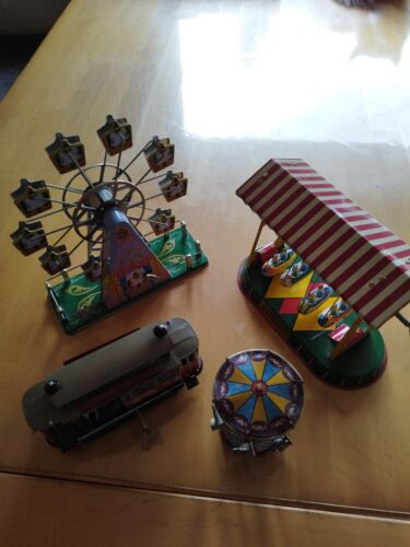 Blechspielzeug, Karussell klein, Schiffsschaukel, Riesenrad,San Francisco Bahn - Bild 1 von 5