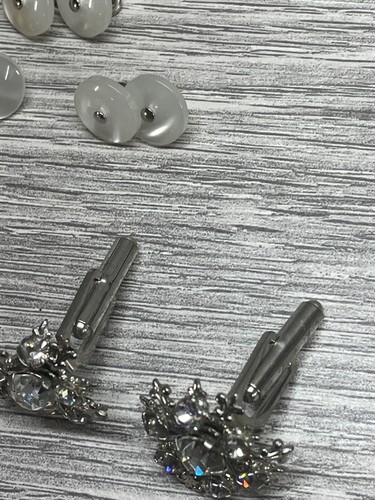 Cufflinks & Button Covers pretty Vintage lot of Women's - Picture 7 of 21