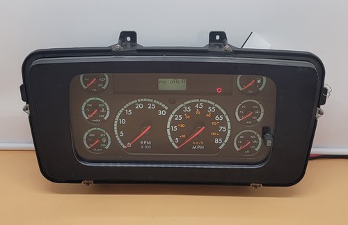 2004 STERLING L8500 USED INSTRUMENT CLUSTER P#3319210070 - Picture 1 of 7