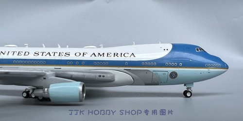 GeminiJets 1/400 Air Force One Boeing VC-25A 82-8000 GJAFO2173 Flugzeugmodell - Bild 7 von 24