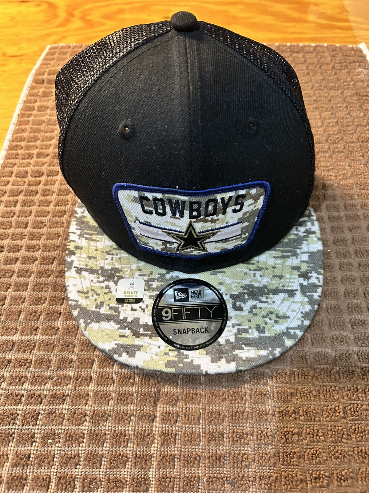 Picture 1 of 6