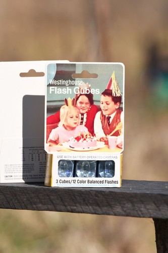 Westinghouse Flash Cubes, New in package, 24 cubes - Picture 3 of 13