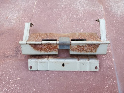 61-68 International Harvester Travelall Glove Box Door HINGE works good - Picture 5 of 5