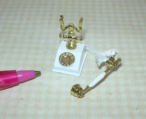 Miniatur altmodisches französisches Drehtelefon Telefon, weiß: Puppenhaus 1:12 - Bild 2 von 2
