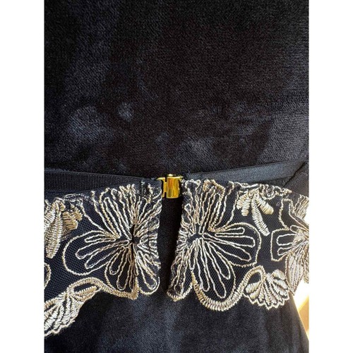 Lucky & Blessed | Black Floral Embroidered Bralette - Picture 3 of 7