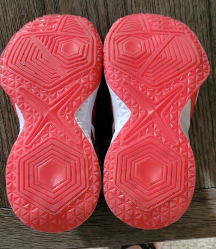 Vitike Boys Red High Top Basketball Shoes Size 32 (Sz 1 US) - Picture 5 of 5