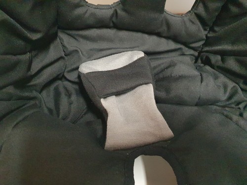 Genuine MAXI COSI Pebble Replacement COVER Fabric Car Seat Black - Picture 2 of 5