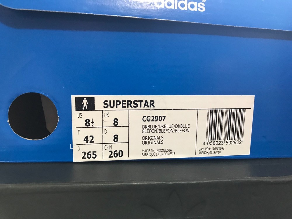 Adidas Originals Matelassé Superstar Quilt ® (Tailles UK: 6 -10) Matelassé Originals Triple Bleu Foncé- 25af50 Adidas Originals Matelassé Superstar Quilt ® (Tailles UK: 6 -10) Matelassé Originals Triple Bleu Foncé- 25af50