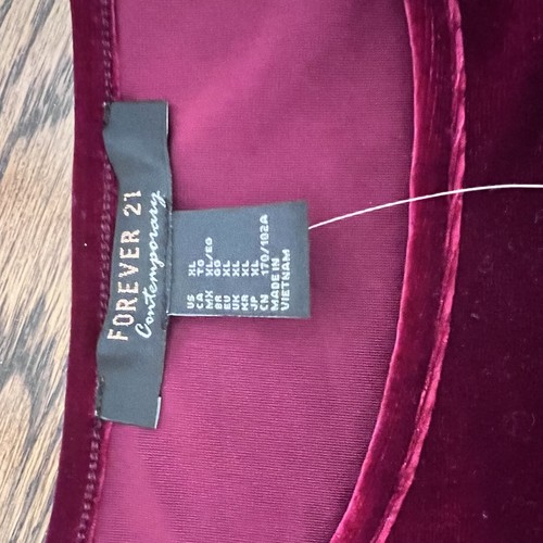 FOREVER 21 Contemporary-Burgandy Long Sleeve Crop Velvet Top Size XL - Picture 10 of 20