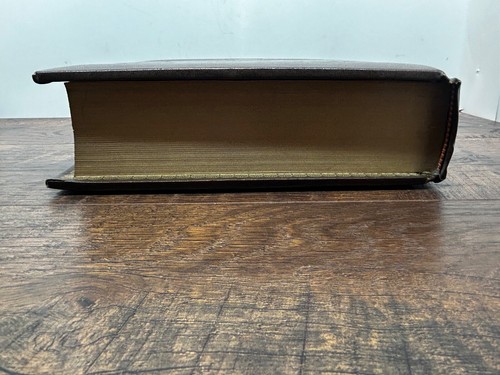 Holy Bible Liberty Family Heritage Edition 1977 Jerry Falwell King James Version - Picture 6 of 11