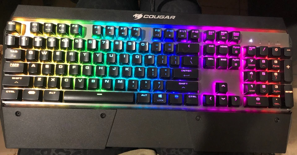 Cougar Gaming Attack X3 RGB Cherry MX RGB Mechanical Gaming Keyboard, TESTED! - Image 4 of 4