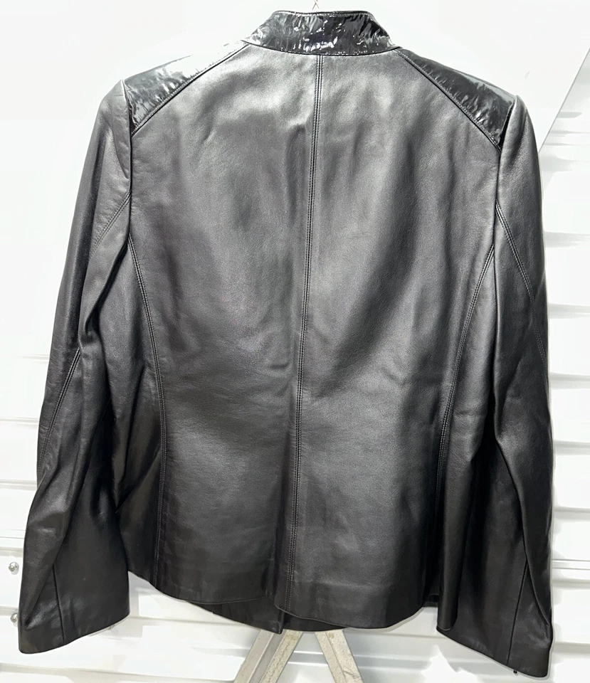 Chaqueta para mujer Dana Buchman 6 negra de charol genuino Foto 2 de 4