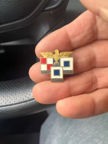 1940s Eagle United Seamans service pin patriotic