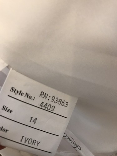 Lovelle By Lazaro wedding Dress 👗 Ivory Size 14 New With Tags.  Sample Gown - Picture 6 of 12