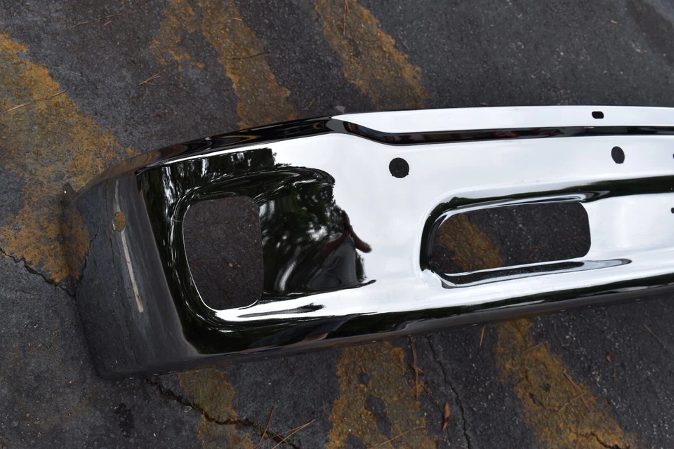 DODGE RAM 1500 FRONT BUMPER CHROME FACTORY OEM  2014-2020  - Image 2 of 4